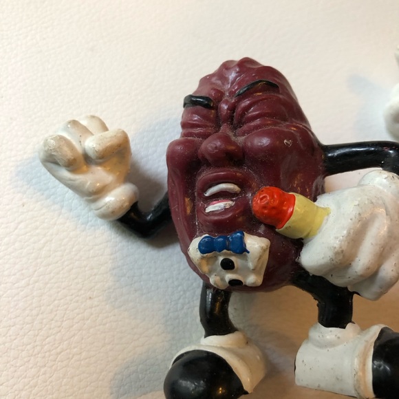 Vintage 1987-88 Lot of 4 California Raisin Figures Assorted 3" Toys - Picture 6 of 8